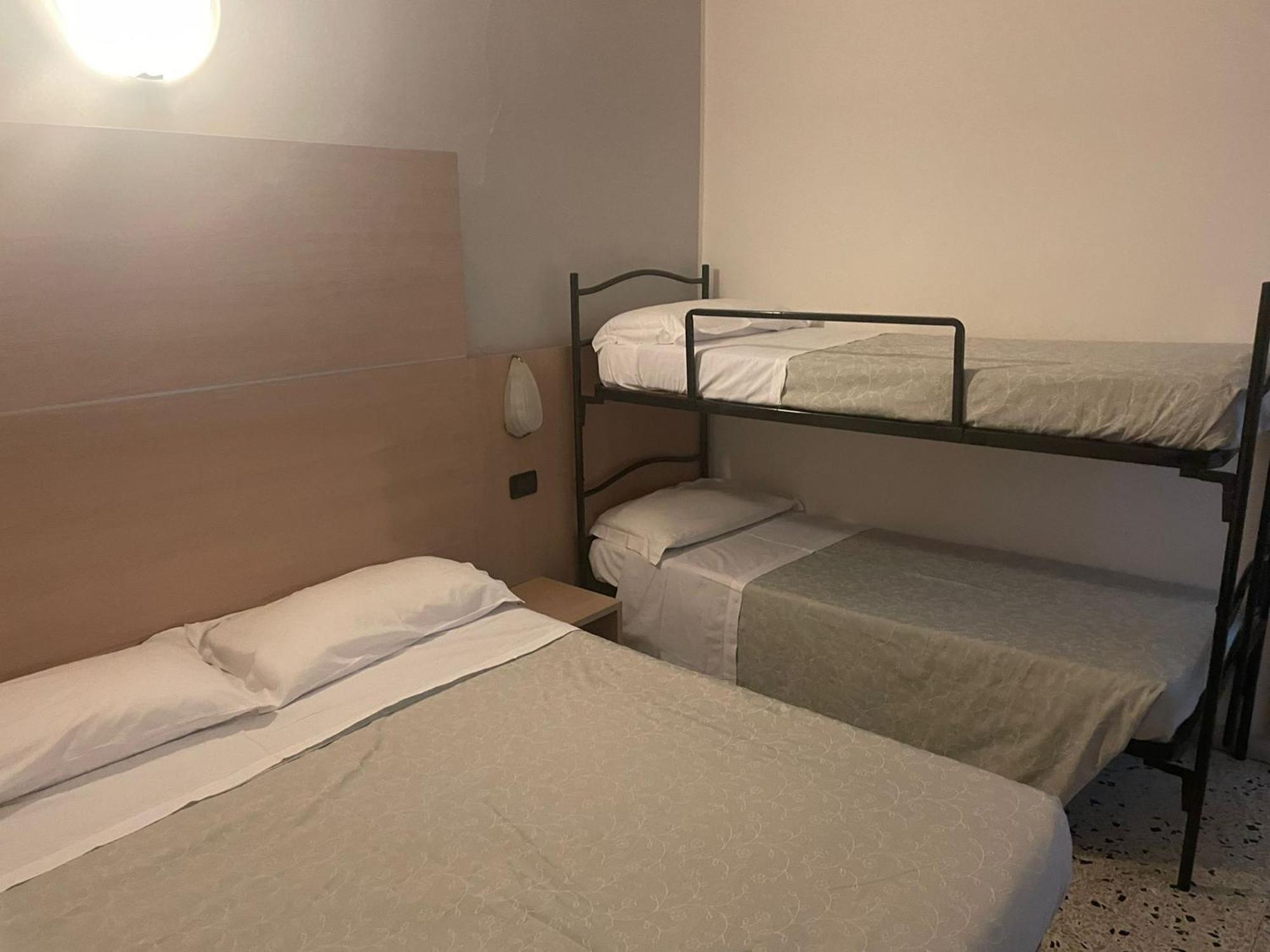 Hotel Veliero ريميني المظهر الخارجي الصورة