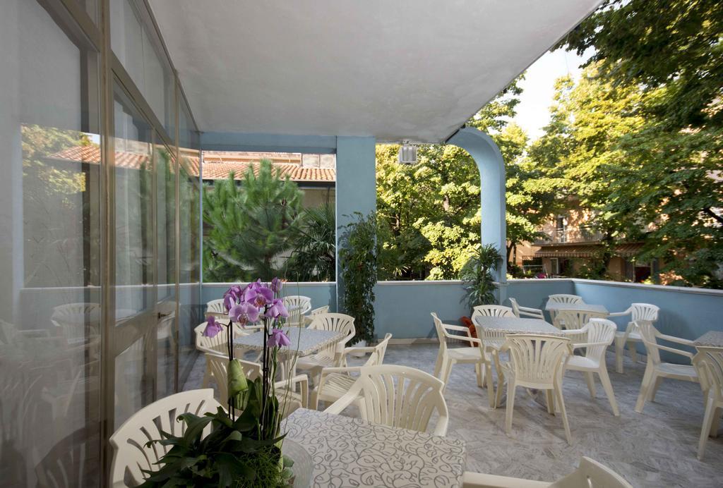 Hotel Veliero ريميني المظهر الخارجي الصورة