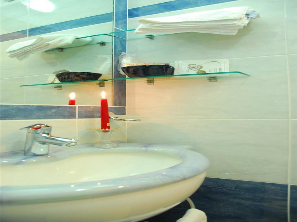 Hotel Veliero ريميني المظهر الخارجي الصورة