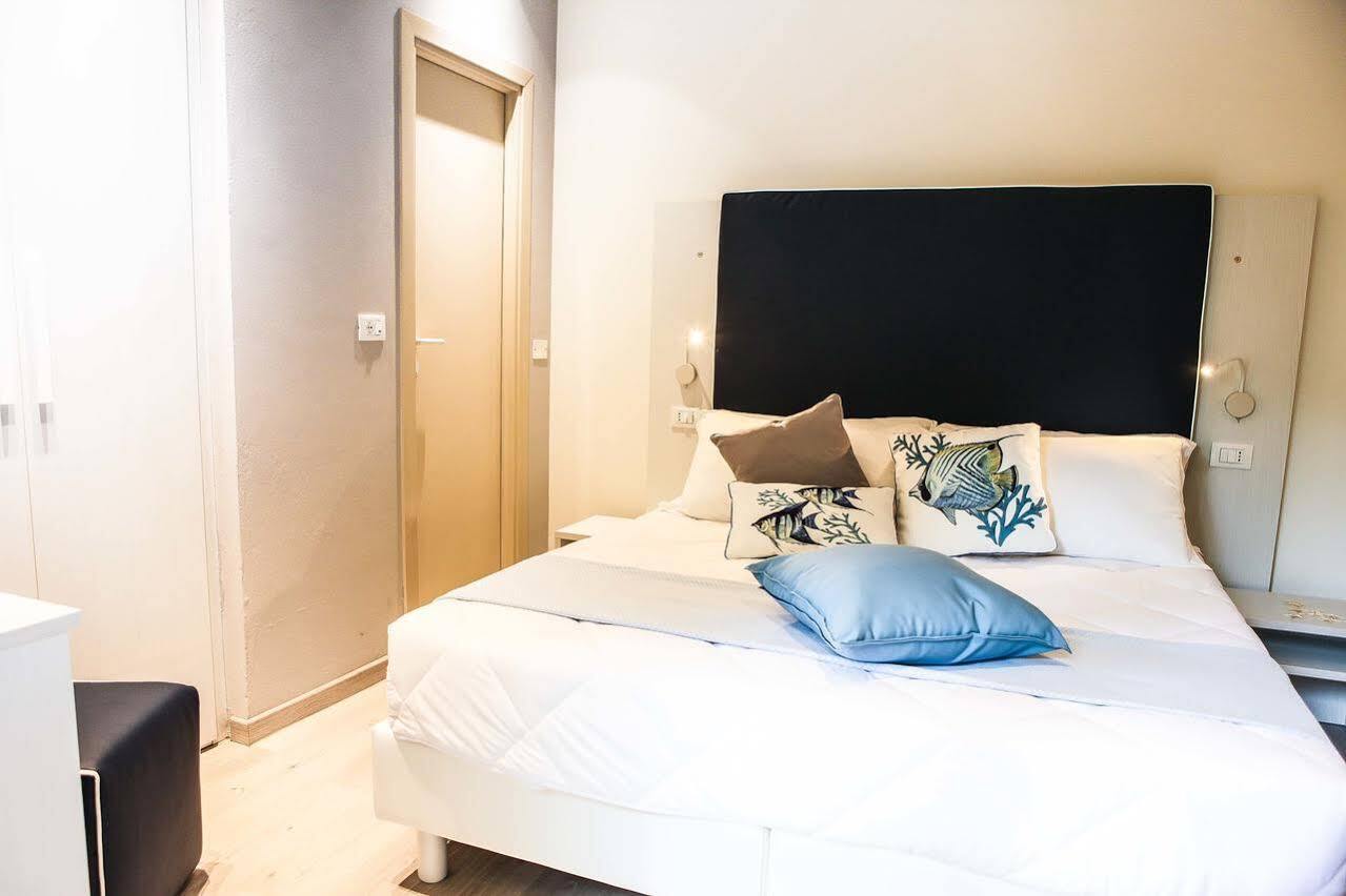 Hotel Veliero ريميني المظهر الخارجي الصورة