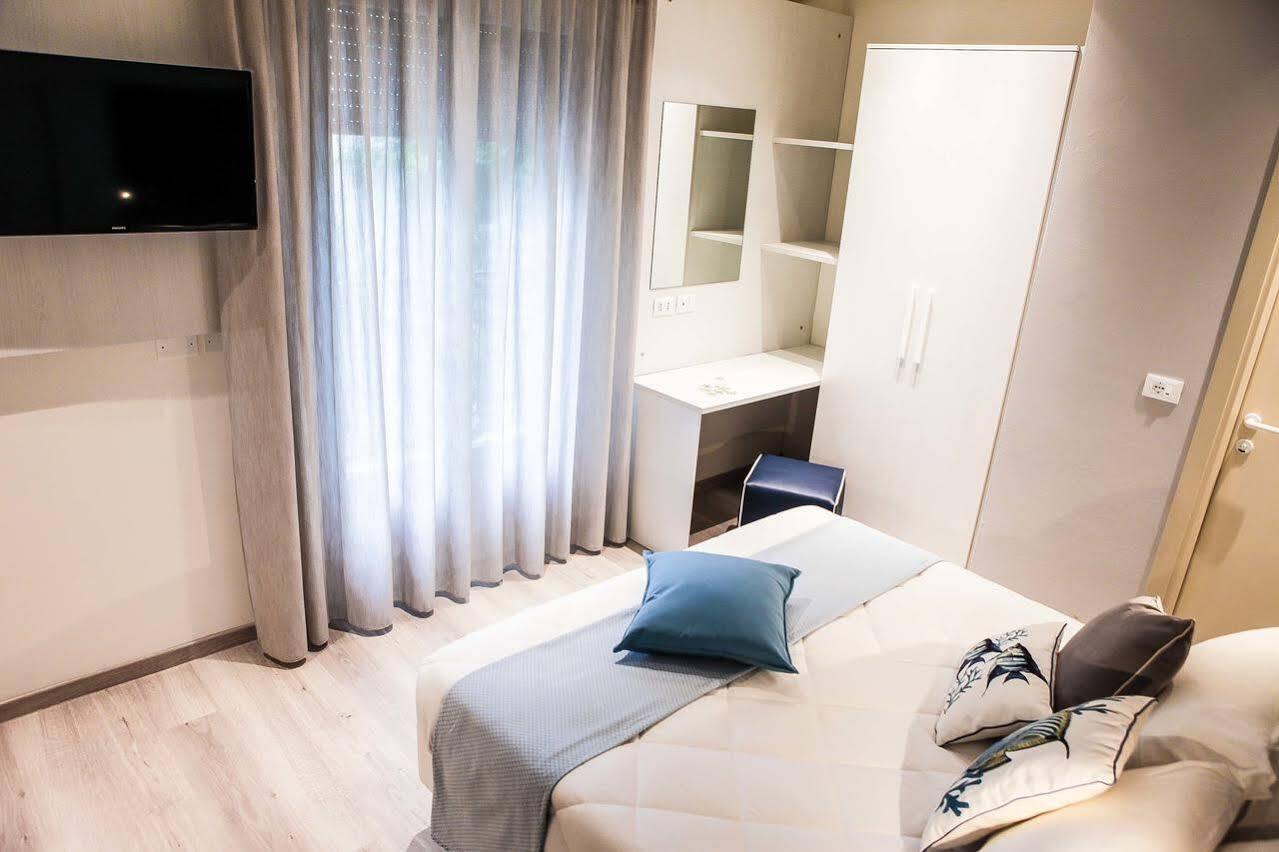 Hotel Veliero ريميني المظهر الخارجي الصورة